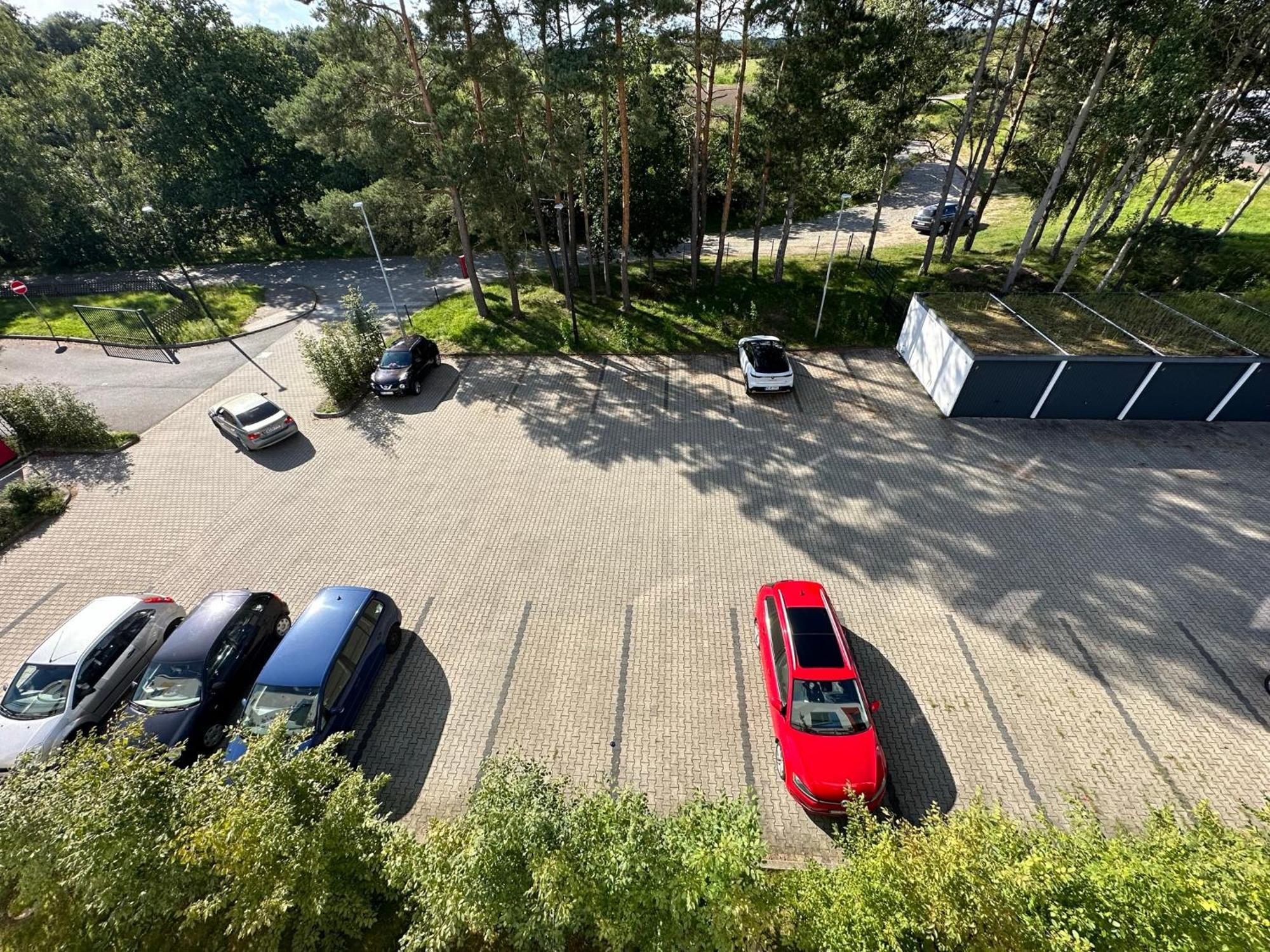 Serways Hotel Lueneburger Heide West Bispingen Buitenkant foto